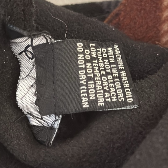 Plaid Women's Scarf in Black and Brown - Picture 7 of 8